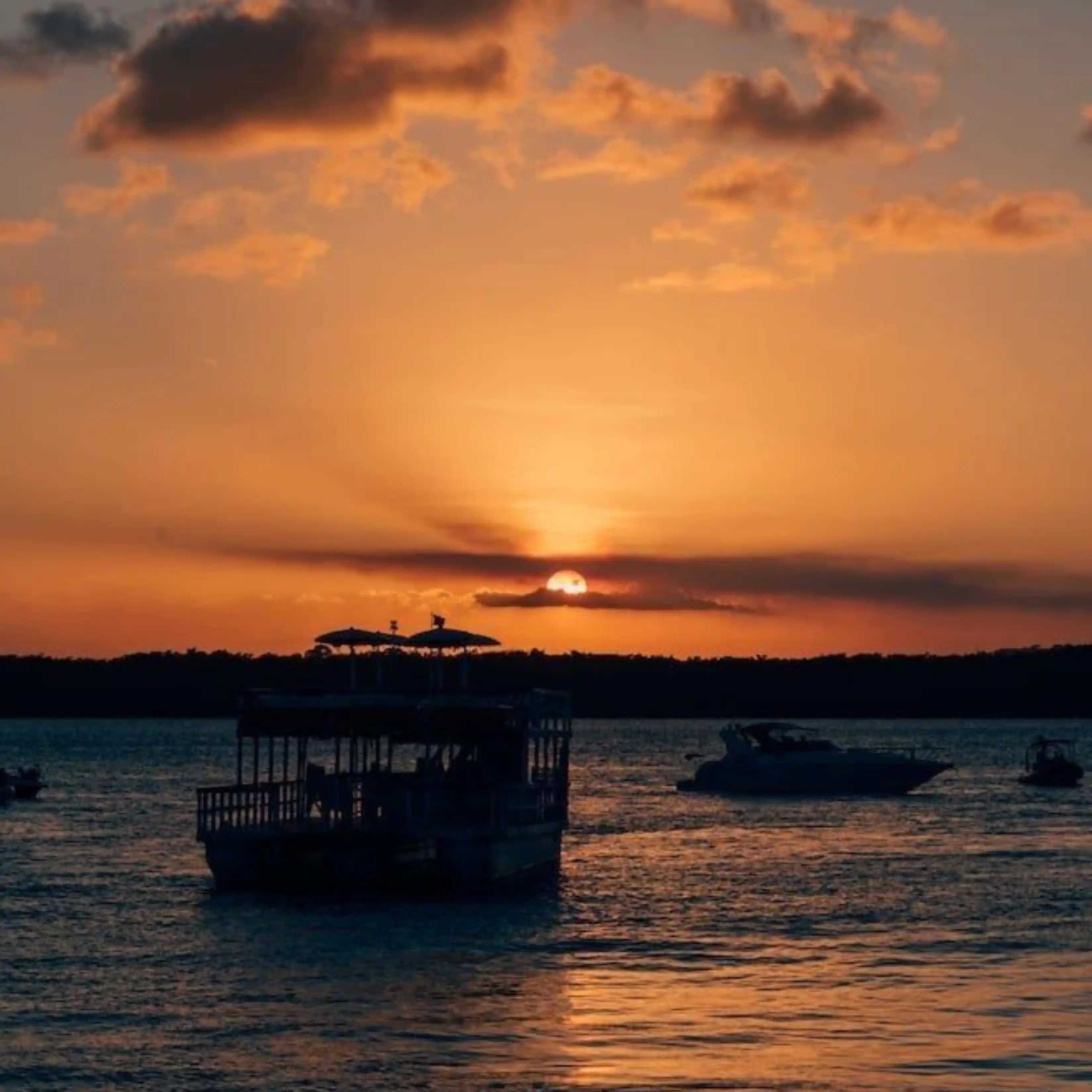 Passeio Pôr do Sol